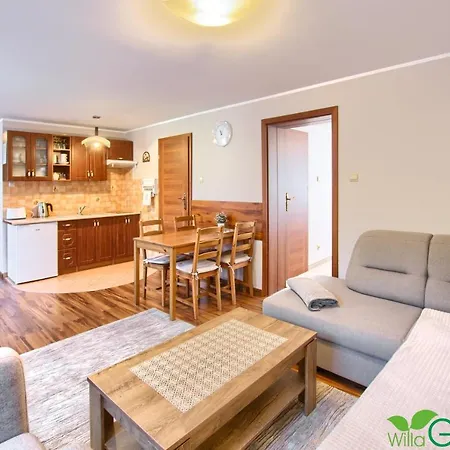 Garden 60m Od Plazy Homestay