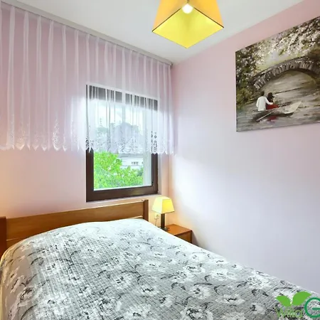 Garden 60m Od Plazy Alloggio in famiglia *