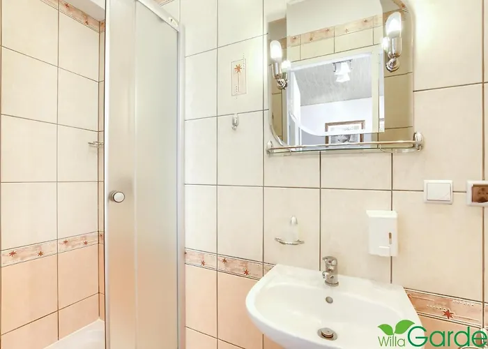 Garden 60m Od Plazy Habitación en casa particular *