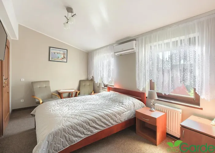 Habitación en casa particular Garden 60m Od Plazy